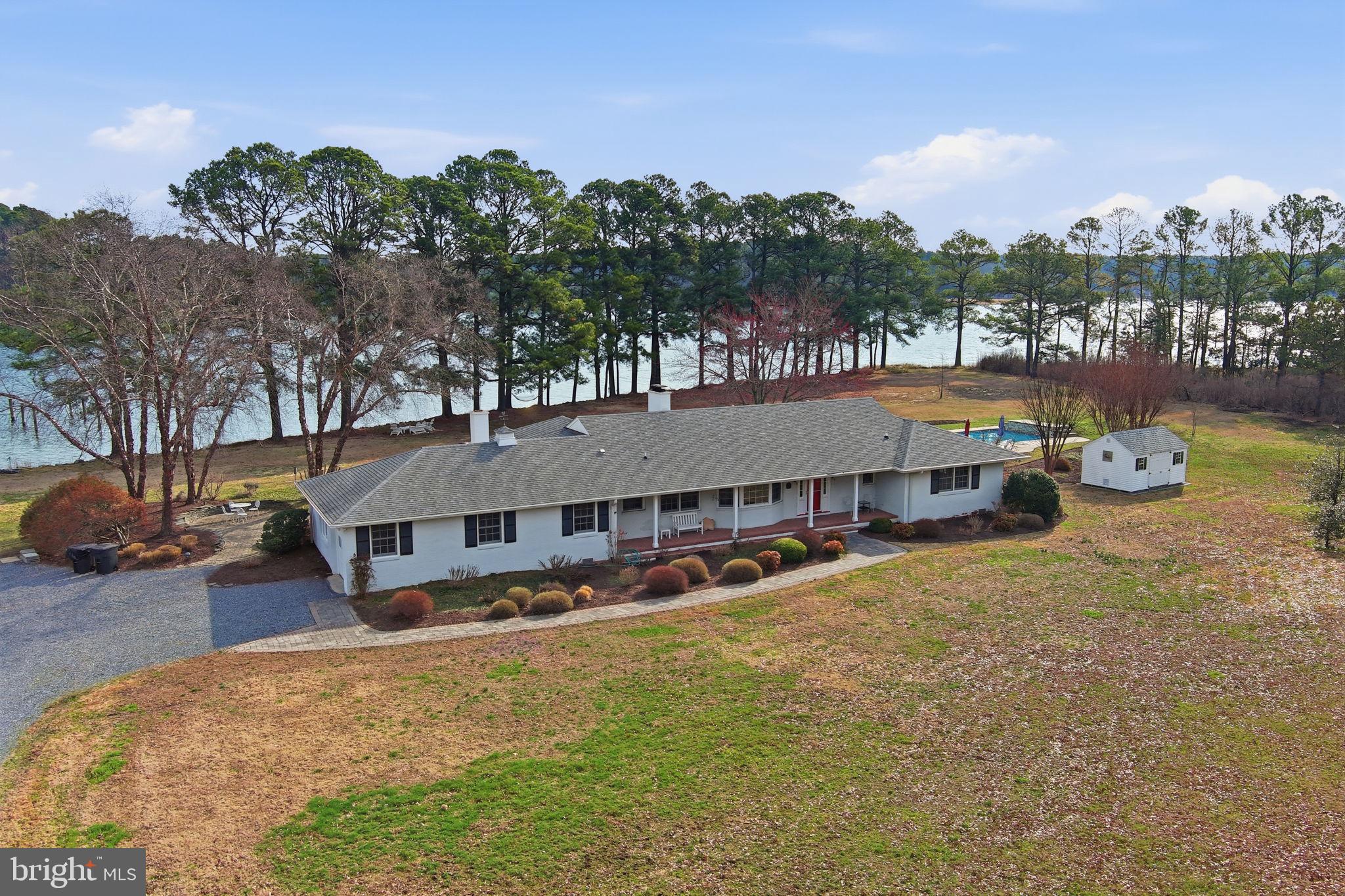 DRUM POINT - Residential