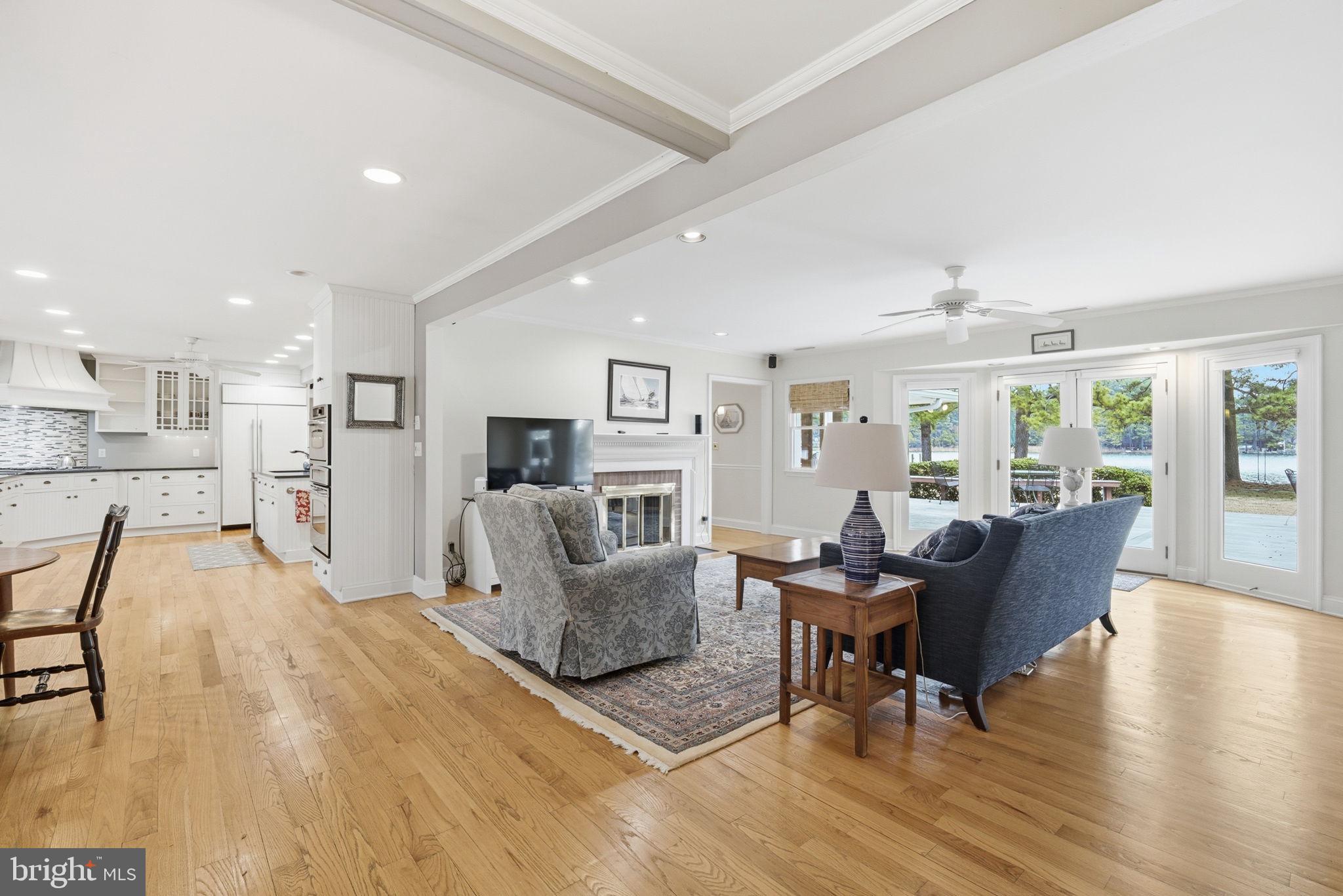 DRUM POINT - Residential