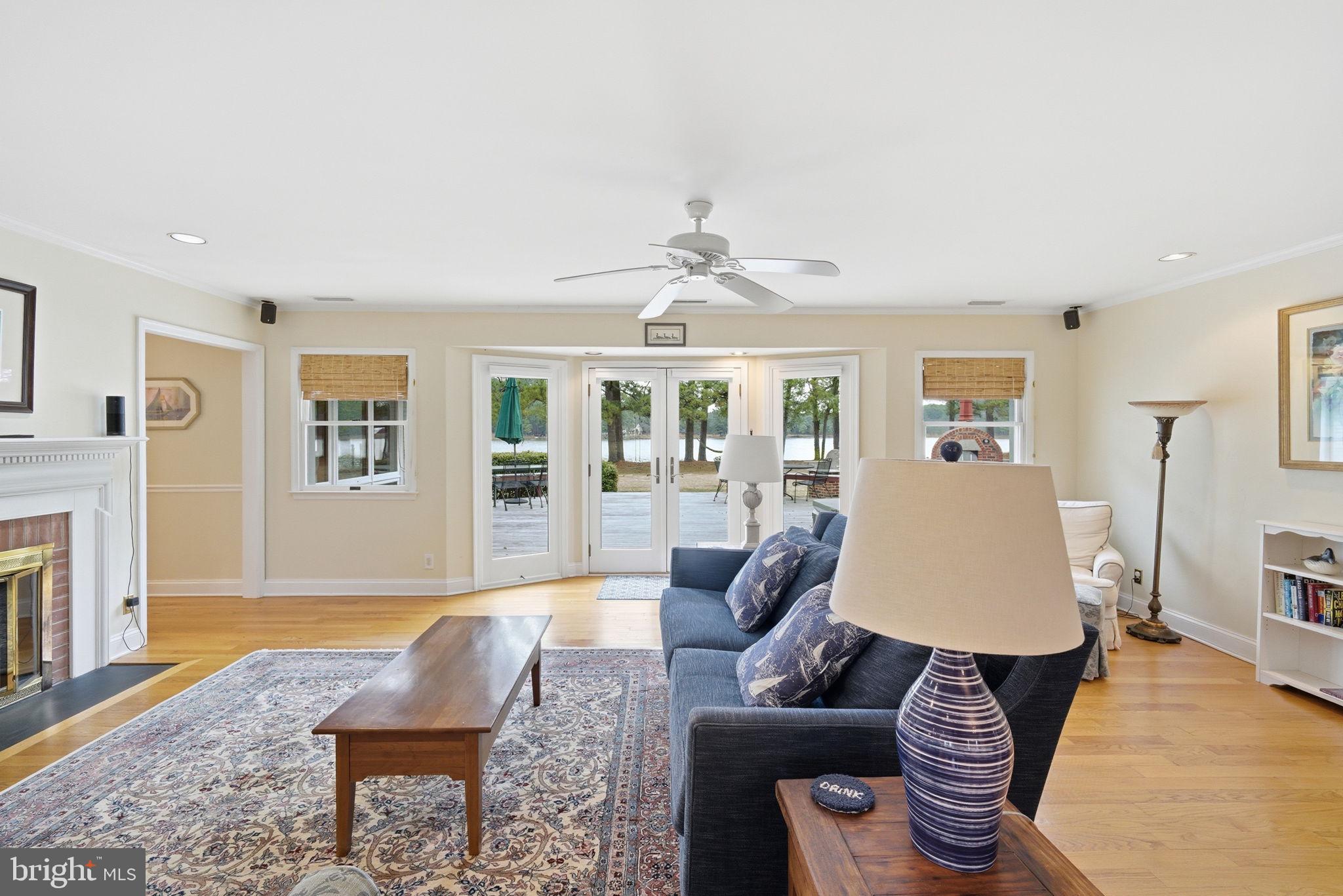 DRUM POINT - Residential