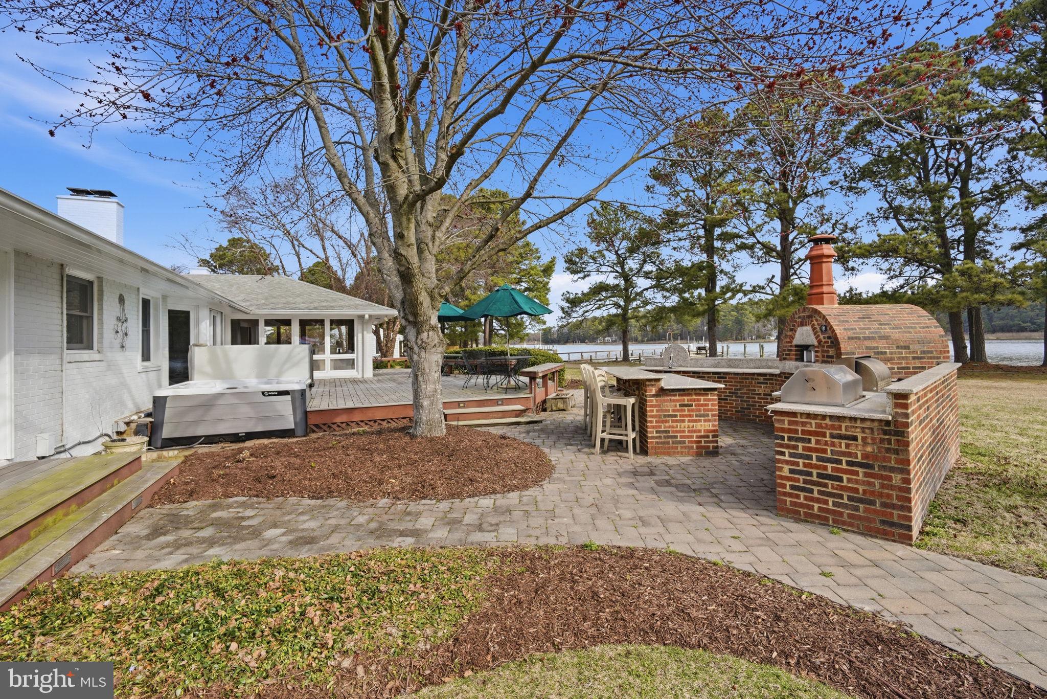 DRUM POINT - Residential