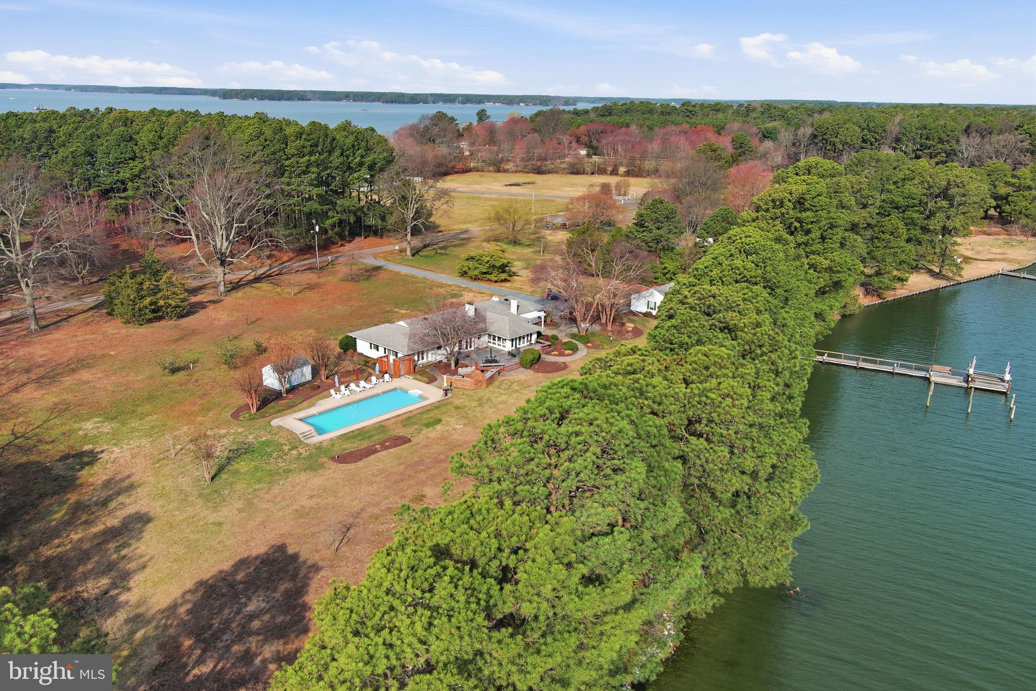 DRUM POINT - Residential