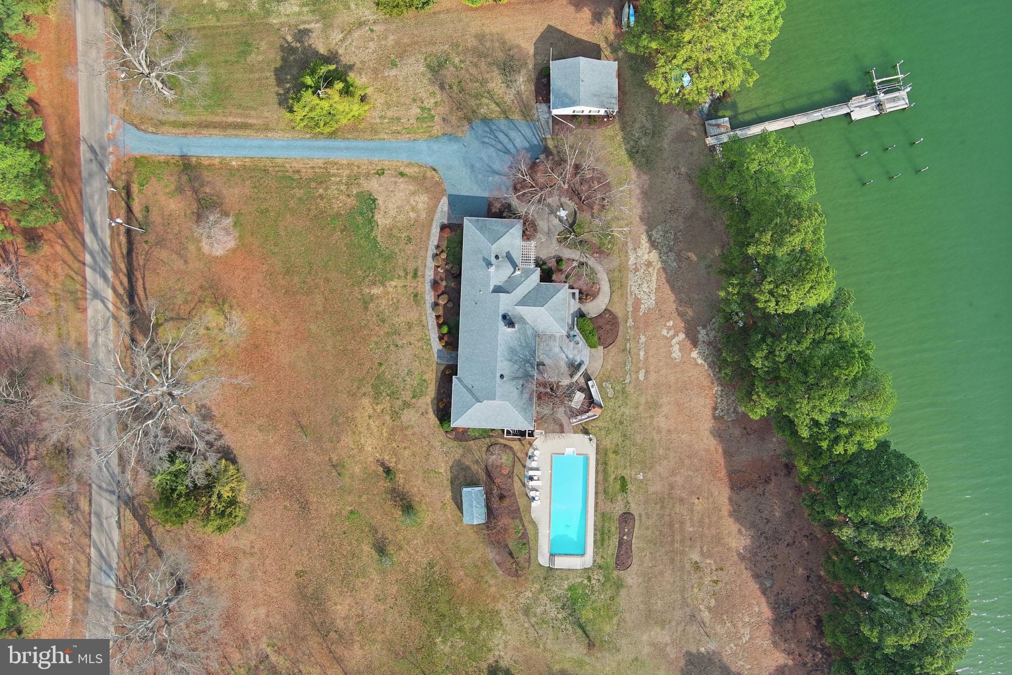 DRUM POINT - Residential