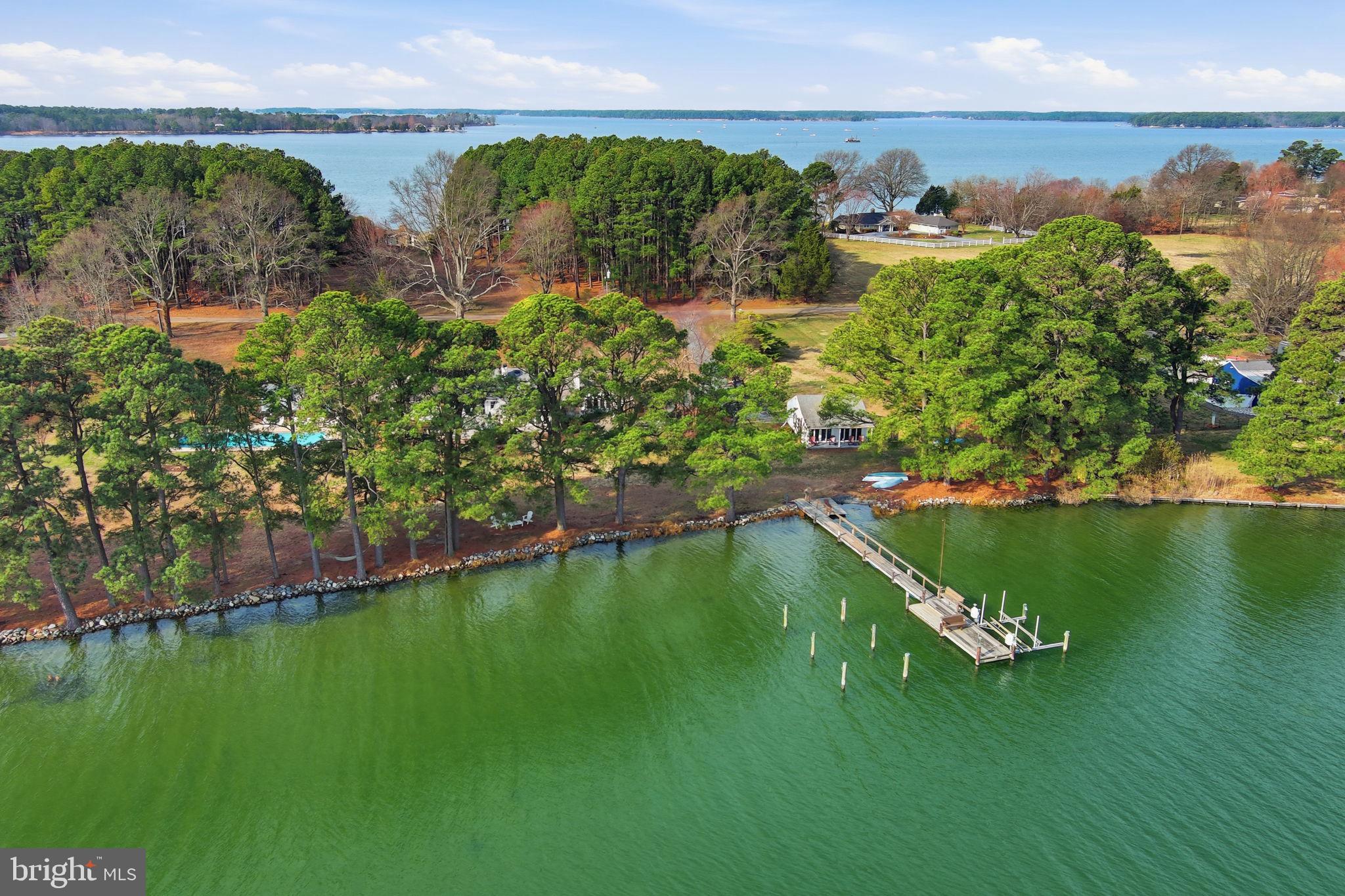 DRUM POINT - Residential