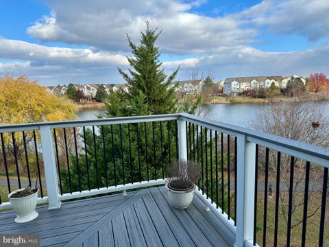 Condo For Rent - 20594 Cornstalk Terrace #301<br/> ASHBURN, VA 20147