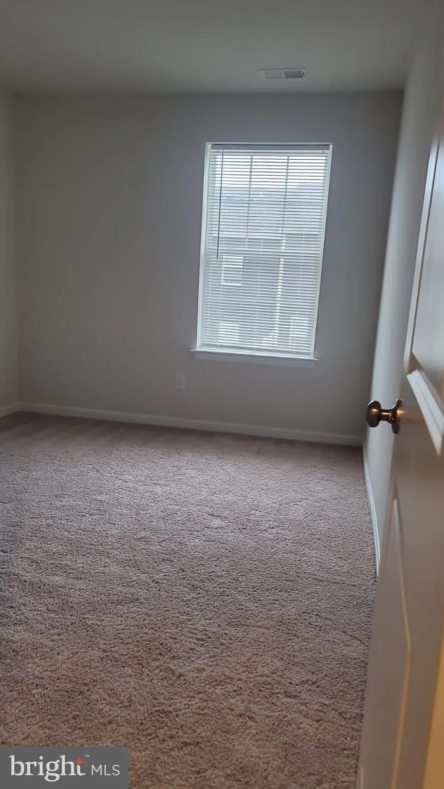 Burlington, New Jersey 08016, United States, 3 Bedrooms Bedrooms, ,3 BathroomsBathrooms,Residential,Active,77135