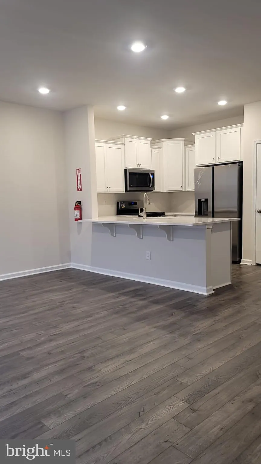 Burlington, New Jersey 08016, United States, 3 Bedrooms Bedrooms, ,3 BathroomsBathrooms,Residential,Active,77135