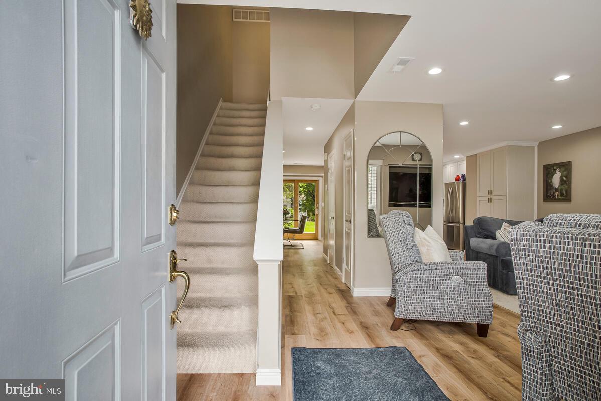 EDGEWOOD GREEN - Residential