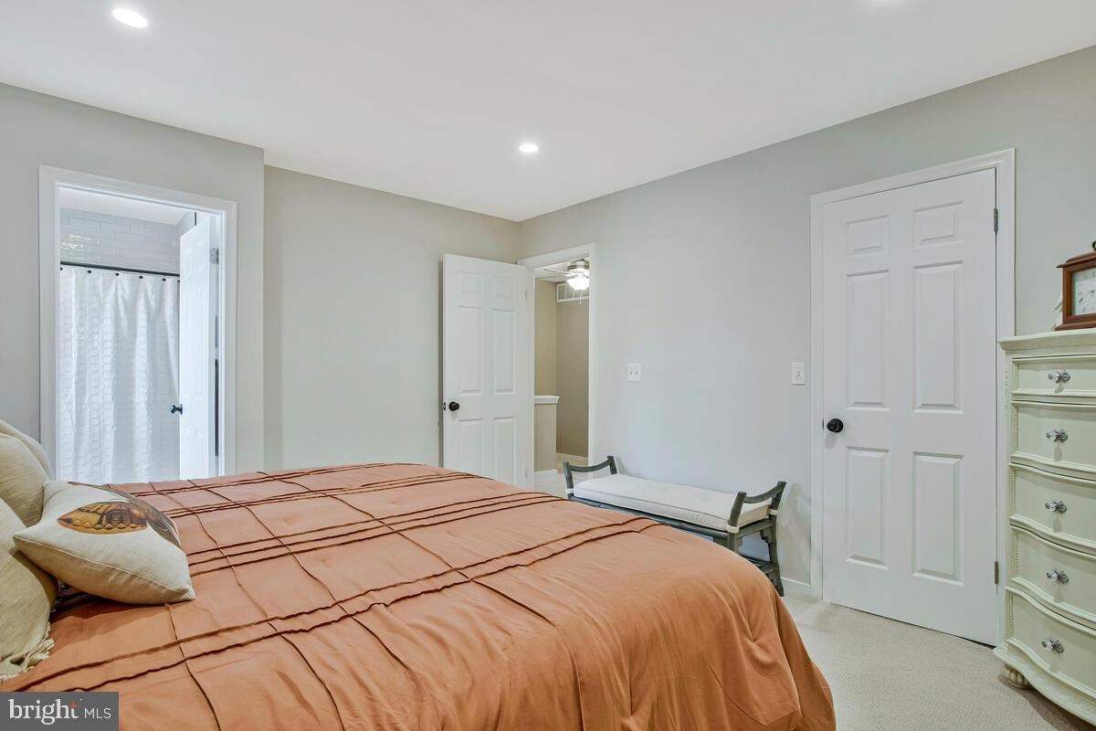 EDGEWOOD GREEN - Residential