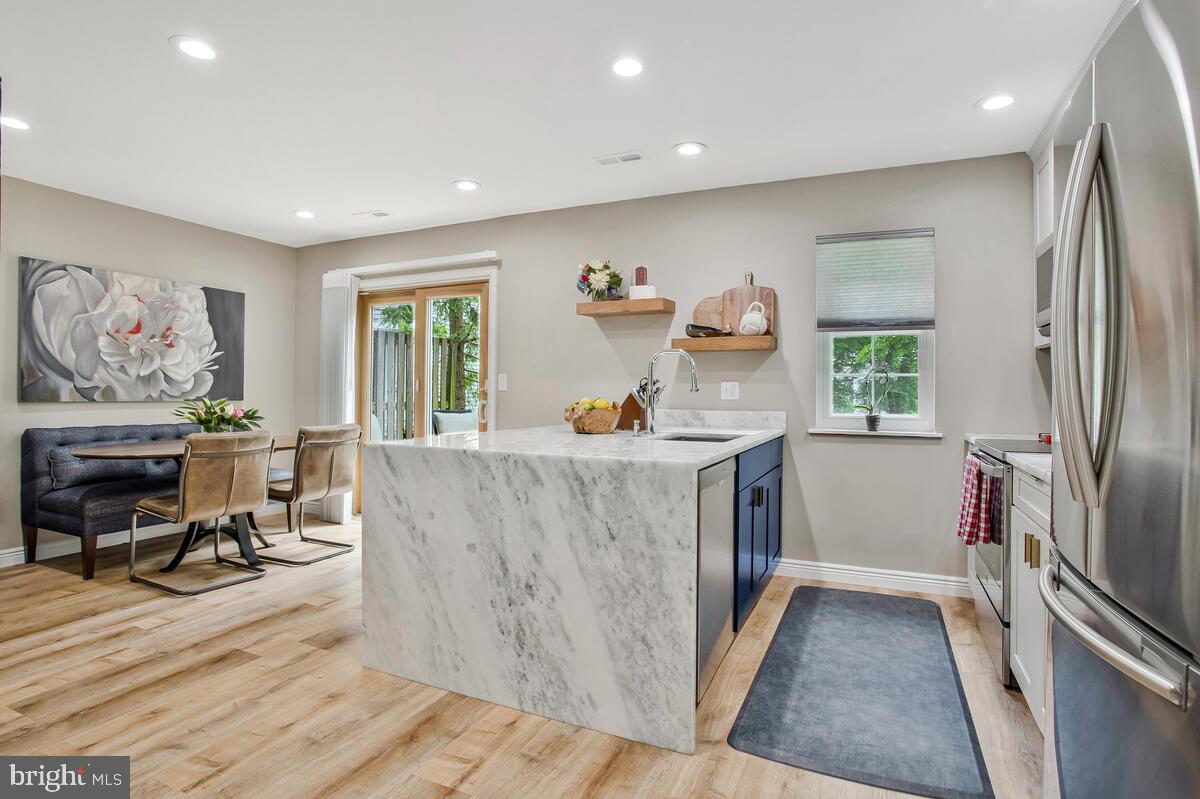 EDGEWOOD GREEN - Residential