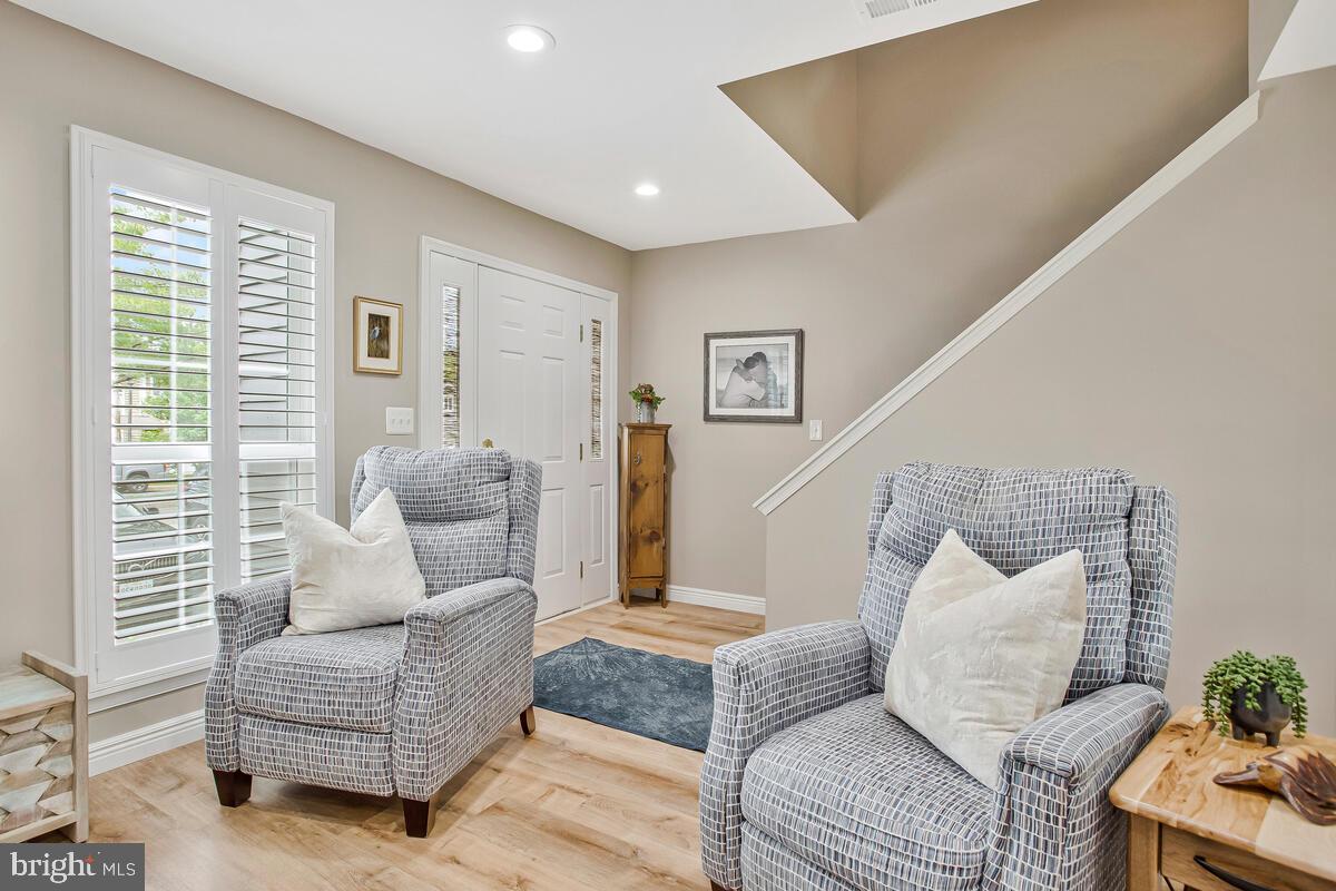 EDGEWOOD GREEN - Residential