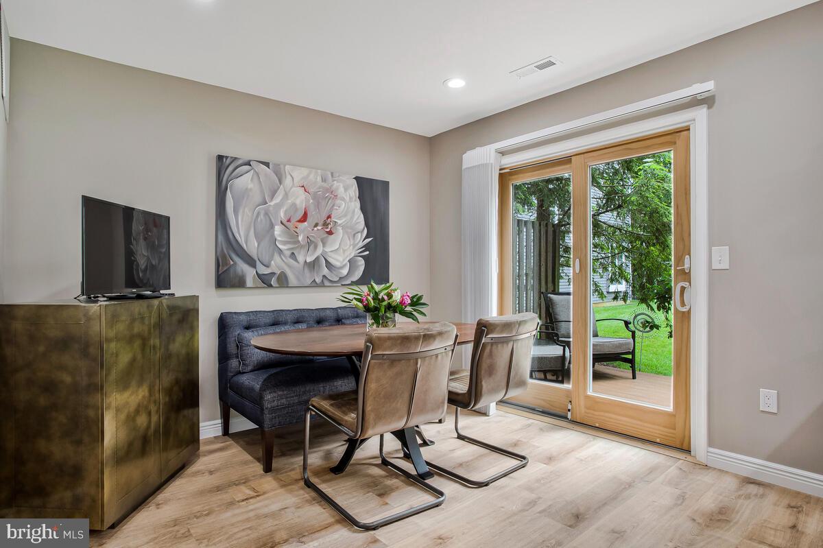 EDGEWOOD GREEN - Residential
