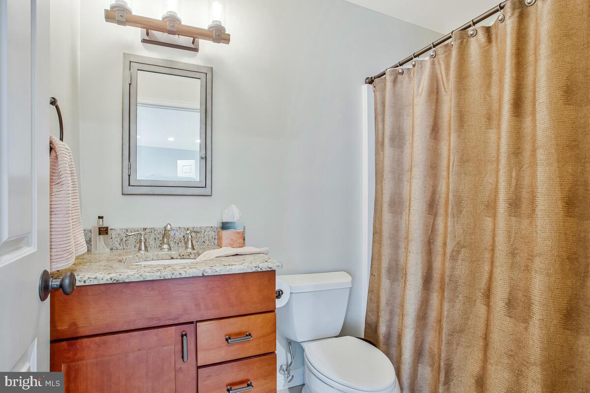 EDGEWOOD GREEN - Residential