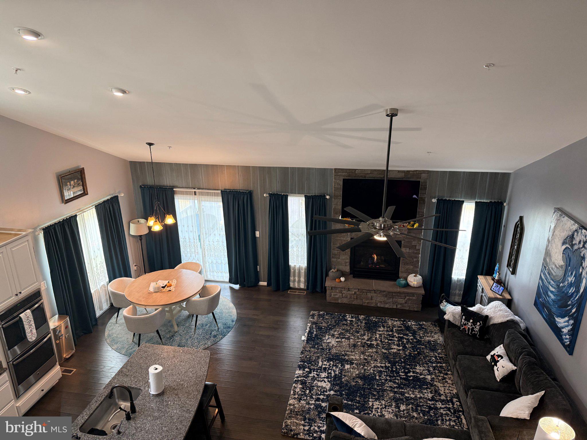 518 RISEN STAR COURT