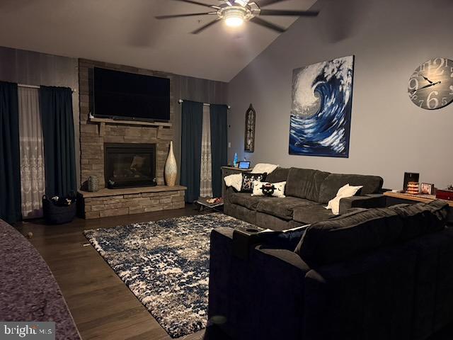 518 RISEN STAR COURT