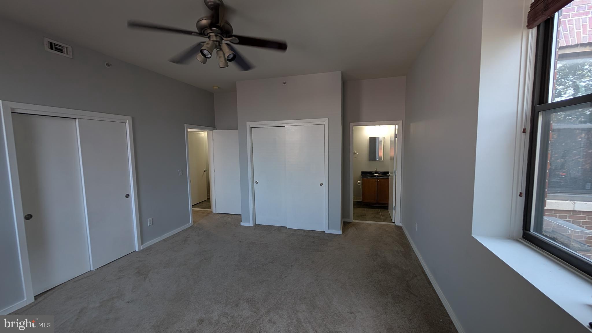 1211 LIGHT STREET 202