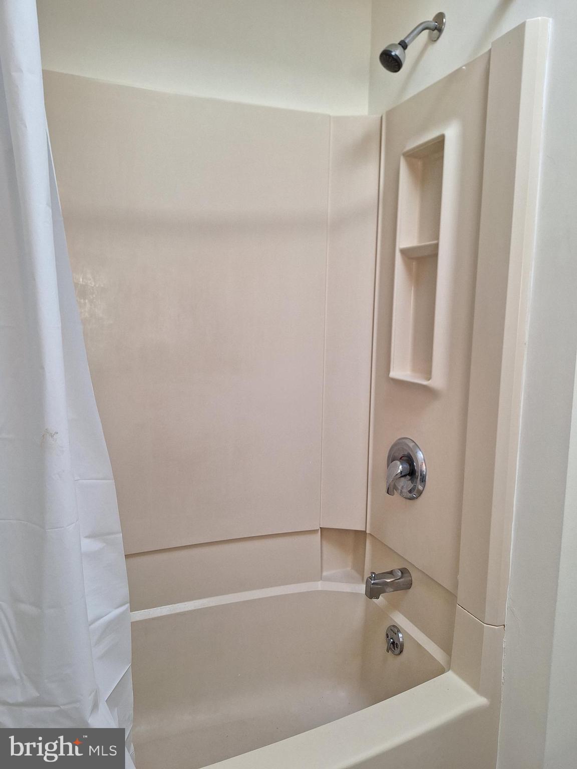 BOWMANS - Residential