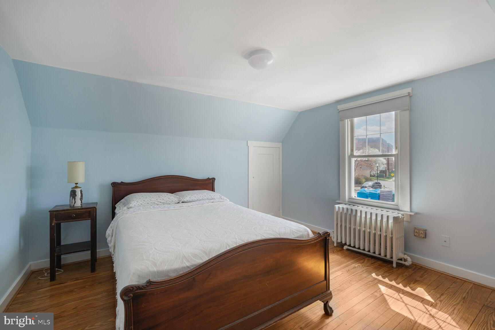 MAYWOOD - Residential