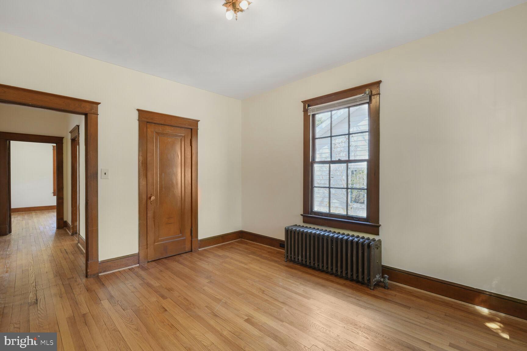 MAYWOOD - Residential