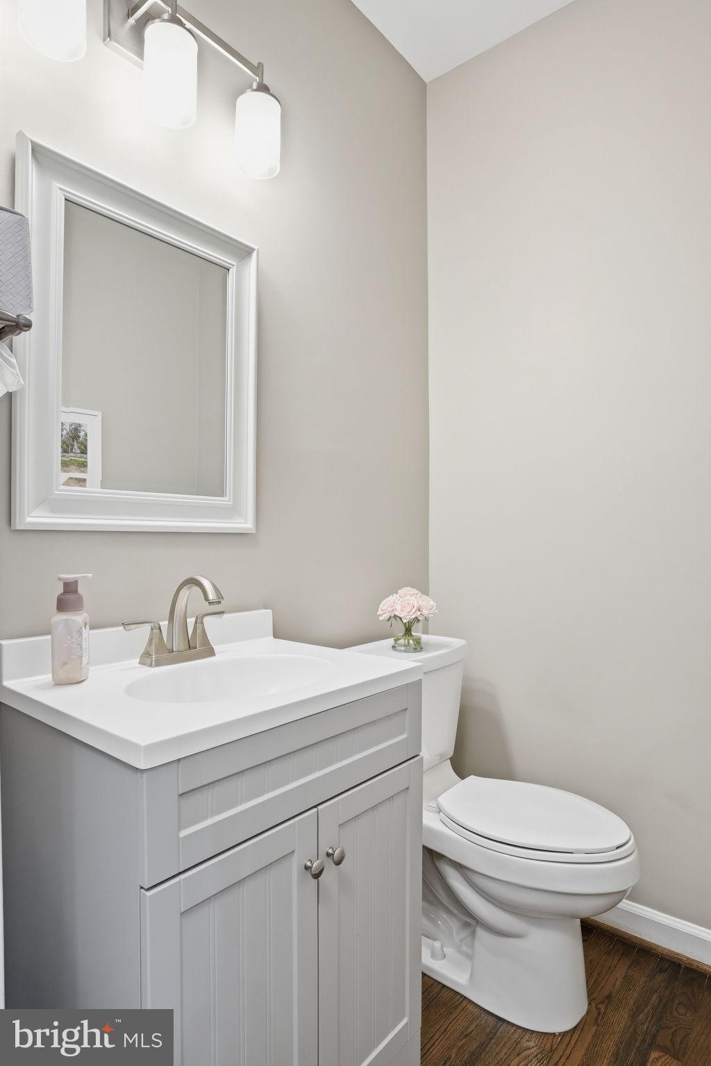 LAKELANDS - Residential