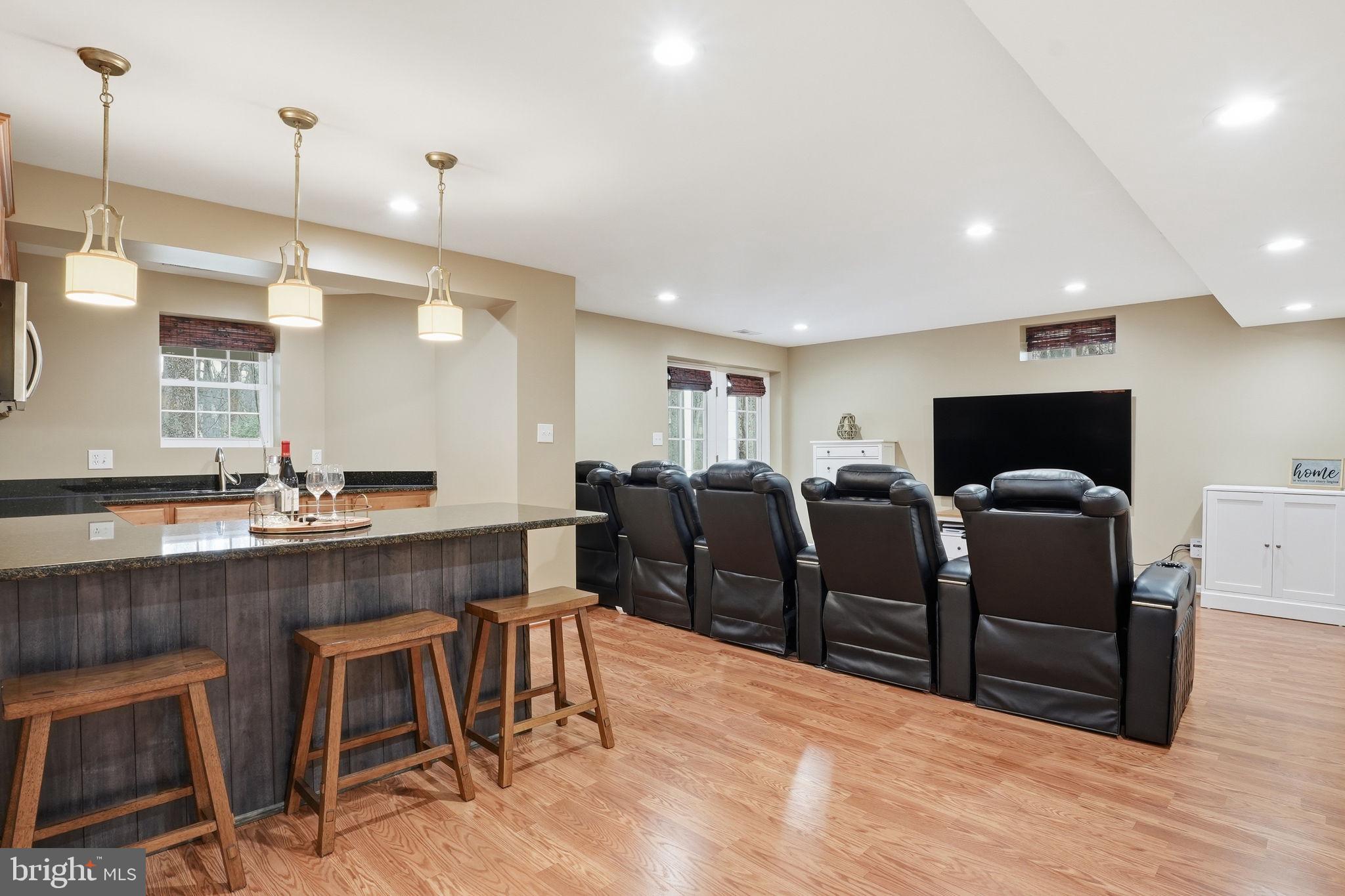 LAKELANDS - Residential