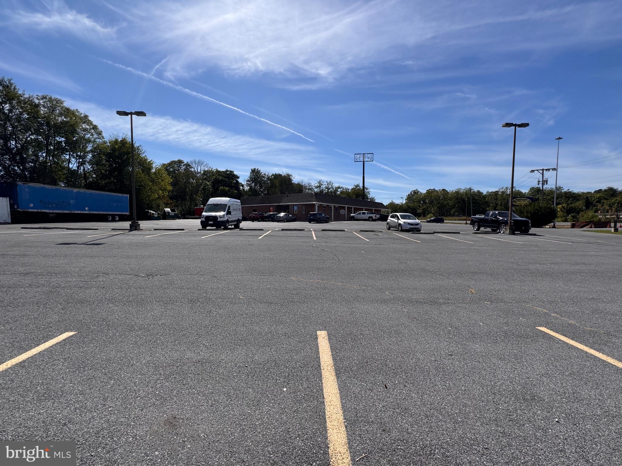 MID-ATLANTIC INDUSTRIAL PARK - Commercial Lease