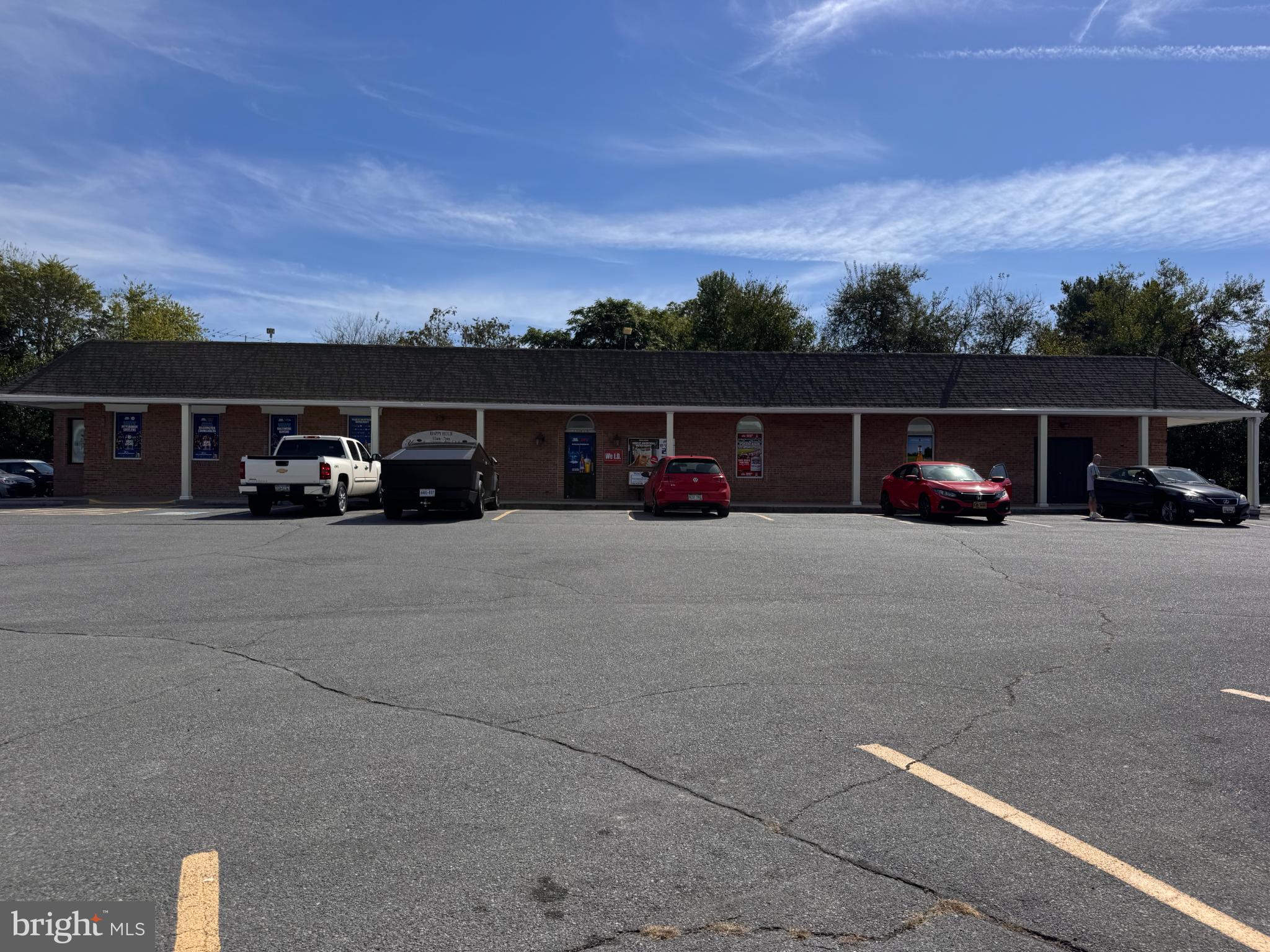 MID-ATLANTIC INDUSTRIAL PARK - Commercial Lease