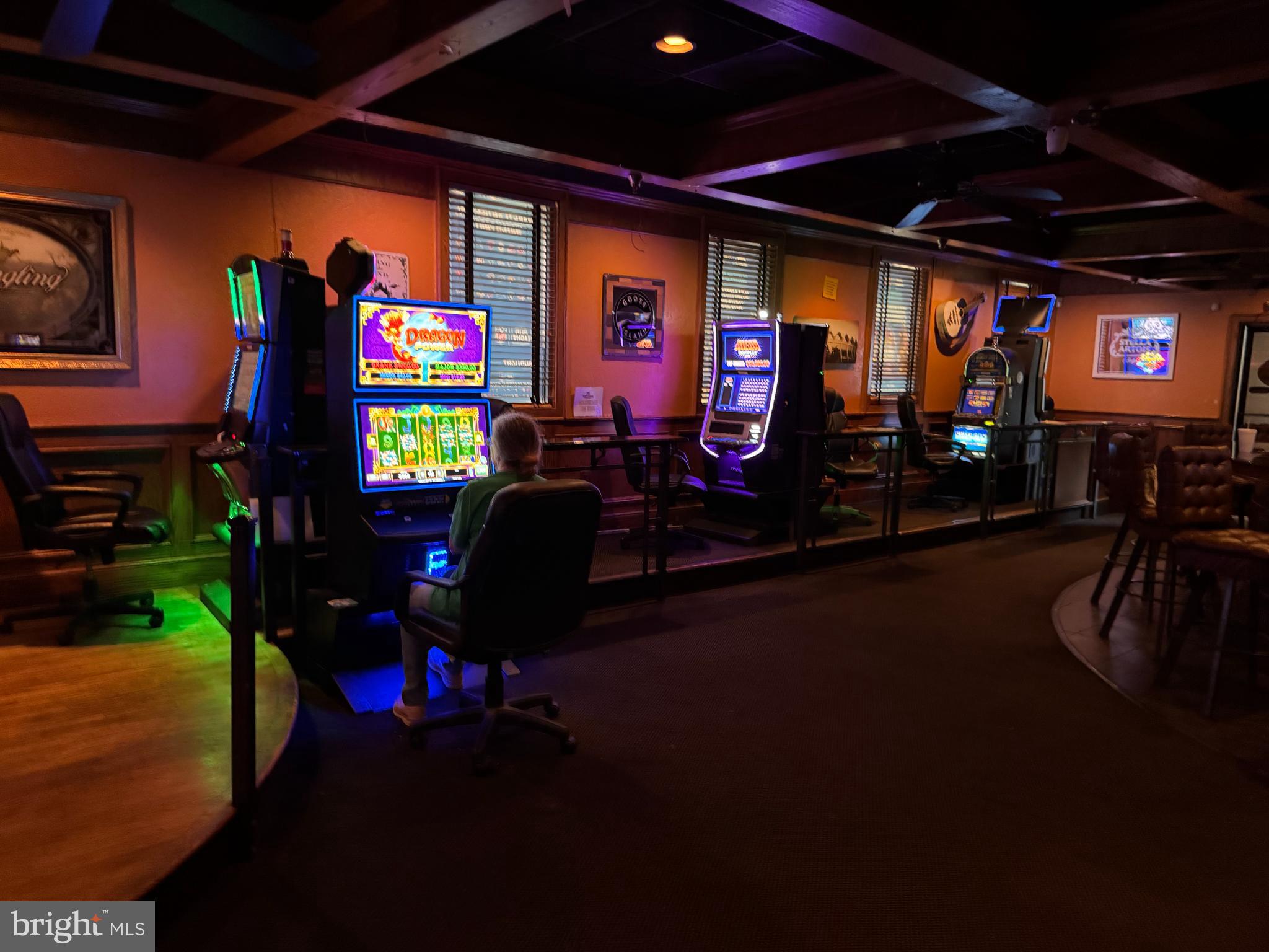 MID-ATLANTIC INDUSTRIAL PARK - Commercial Lease