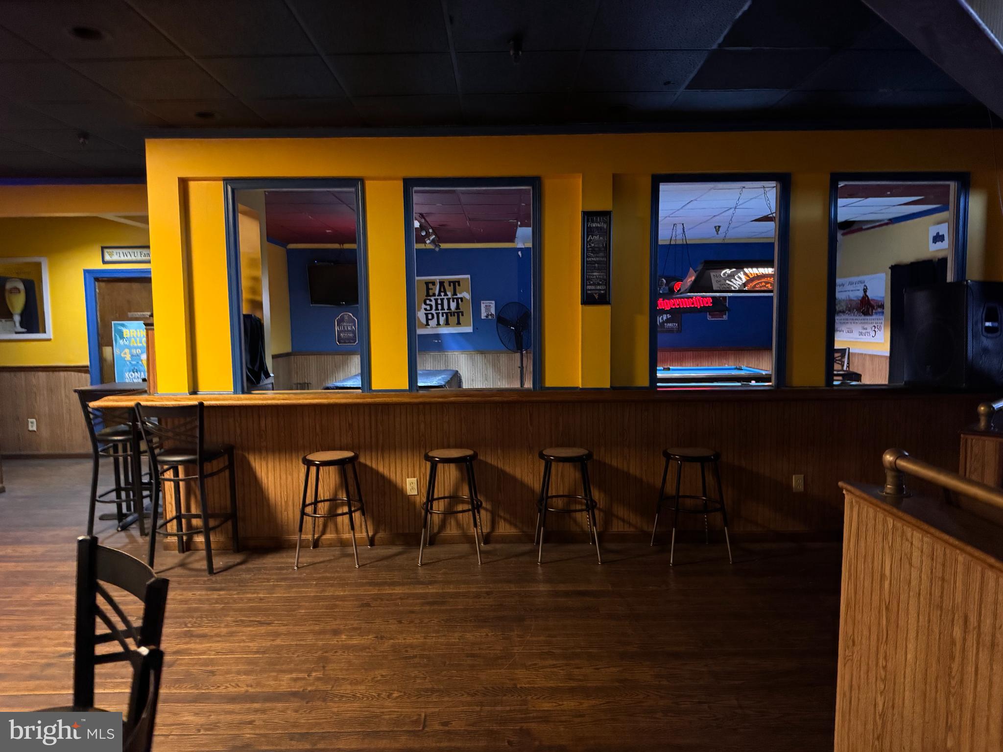 MID-ATLANTIC INDUSTRIAL PARK - Commercial Lease