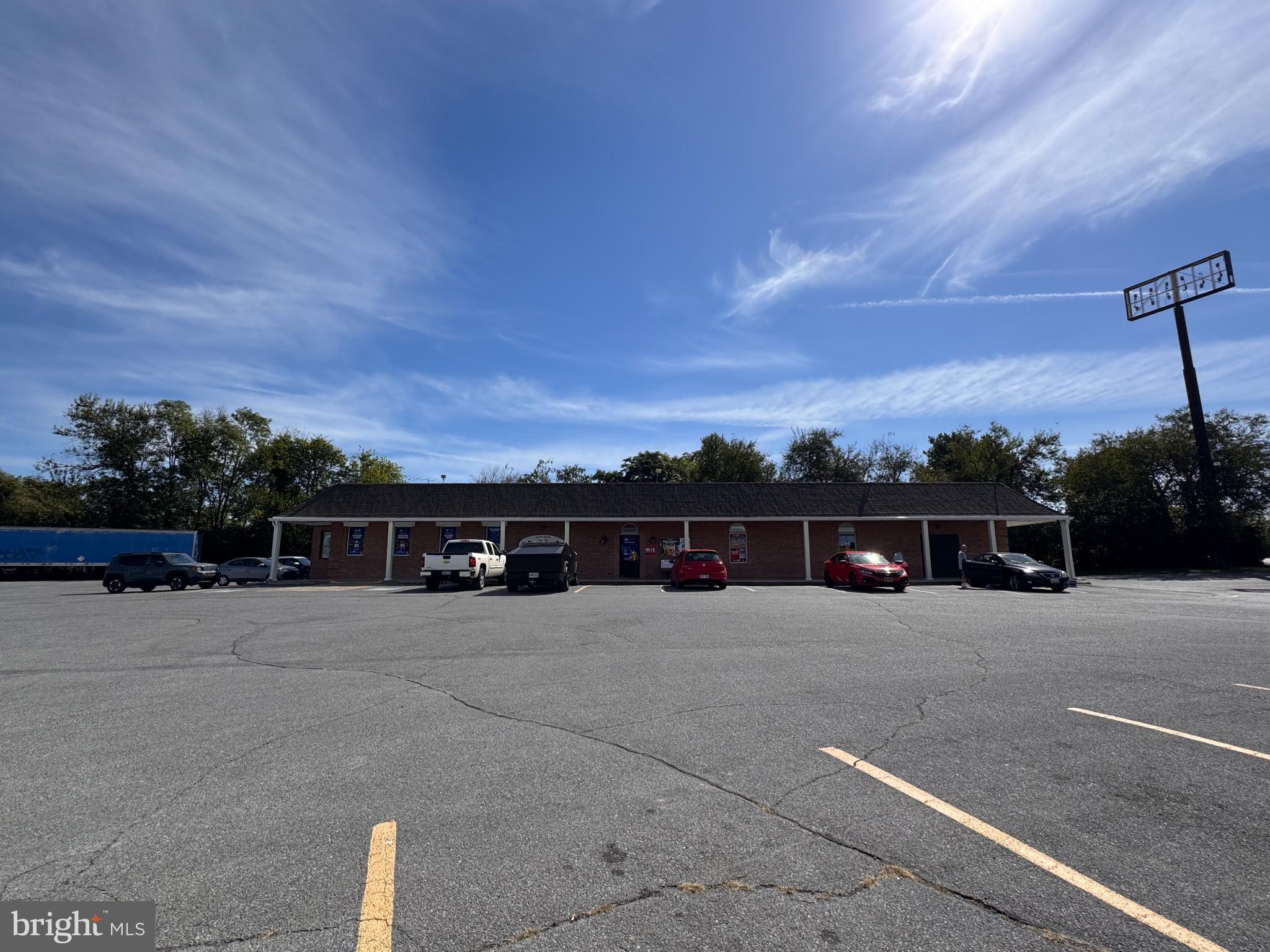 MID-ATLANTIC INDUSTRIAL PARK - Commercial Lease