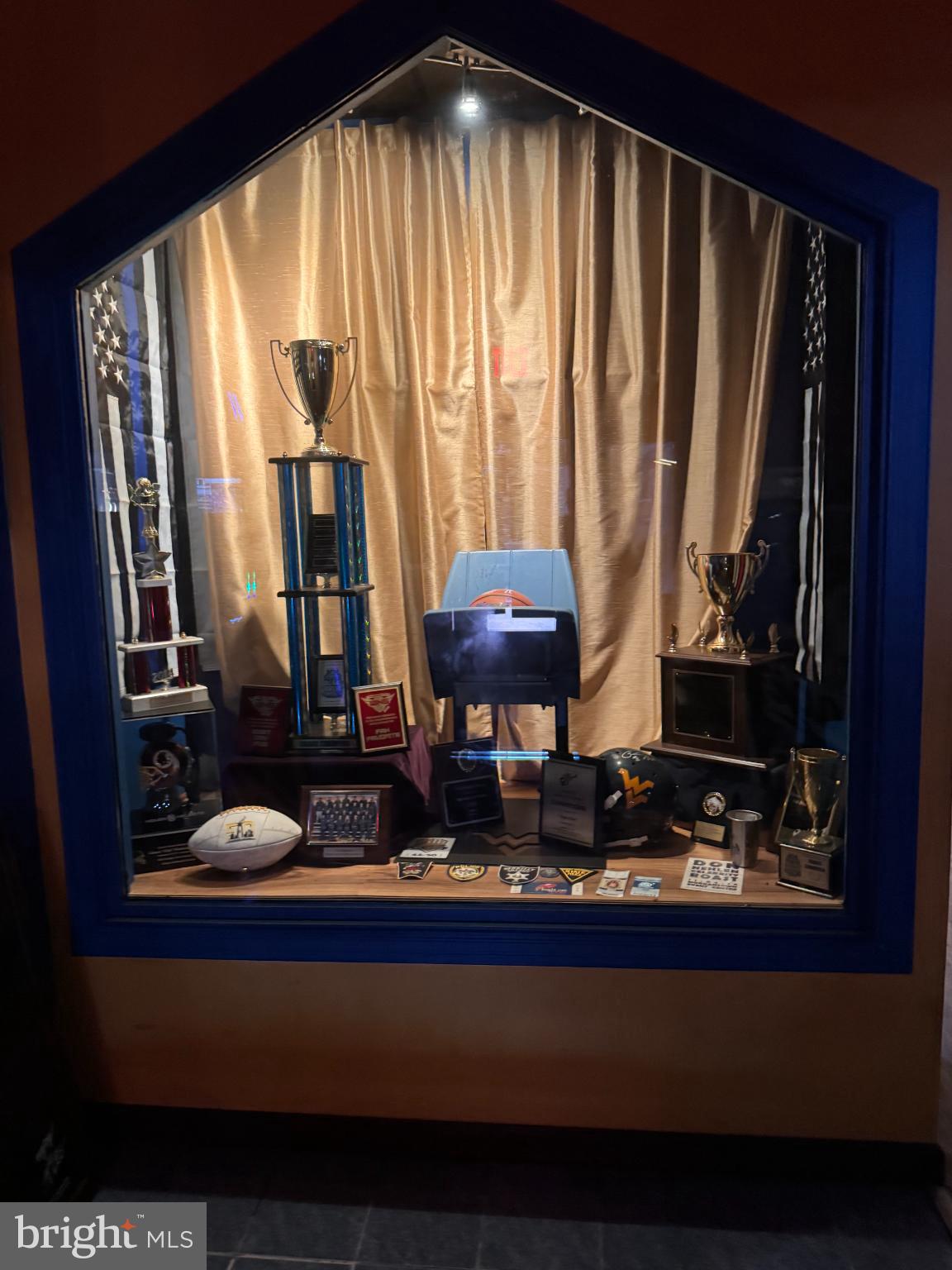 MID-ATLANTIC INDUSTRIAL PARK - Commercial Lease