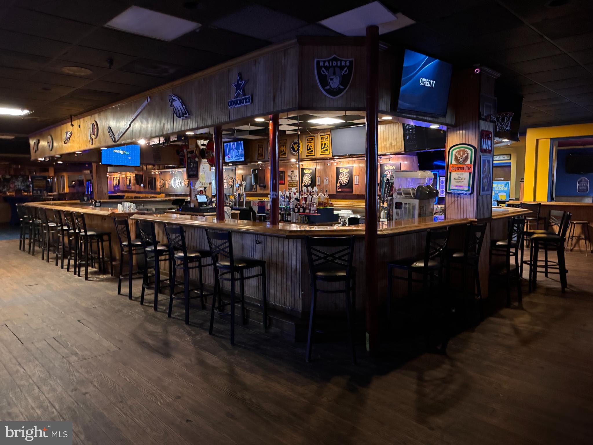 MID-ATLANTIC INDUSTRIAL PARK - Commercial Lease