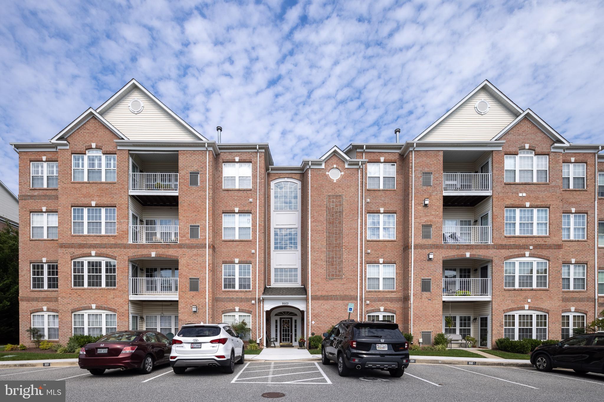 PERRY HALL FARMS - Residential Lease