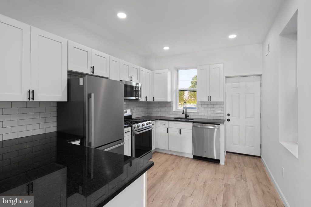 Photo of 3943 Dell Street, PHILADELPHIA, PA 19140 (MLS # PAPH2539840)