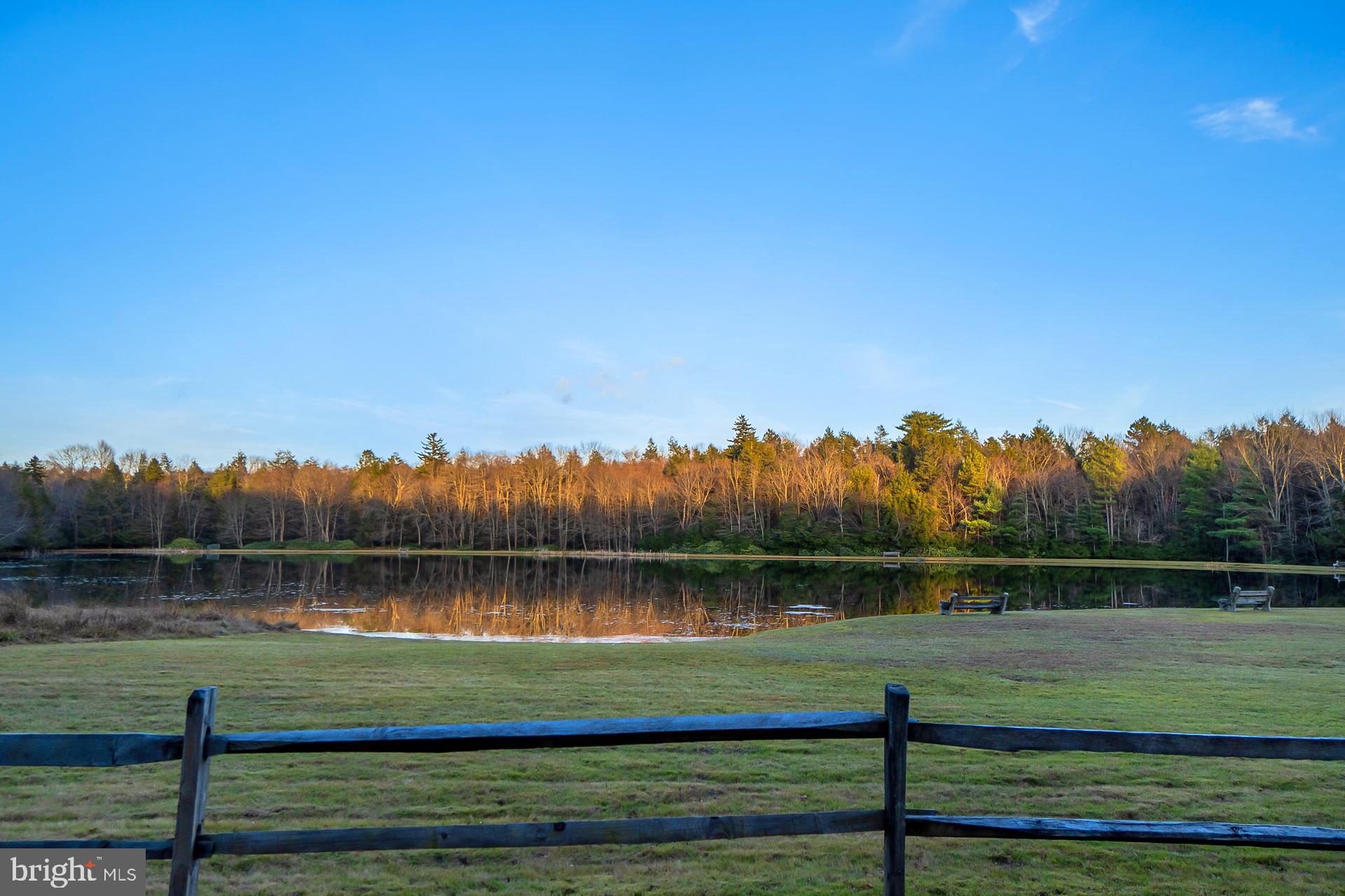 HOLIDAY POCONO - Residential