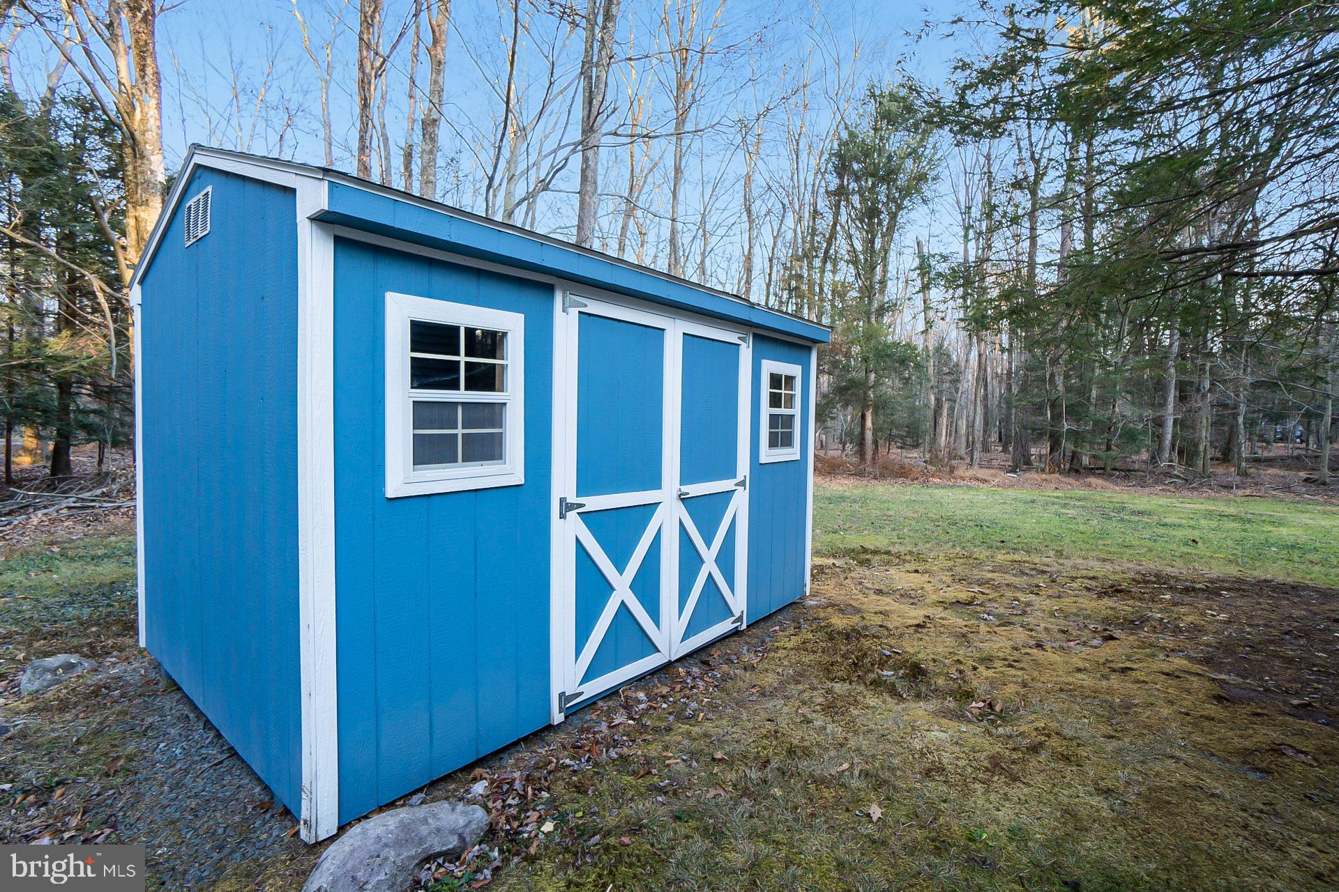 HOLIDAY POCONO - Residential