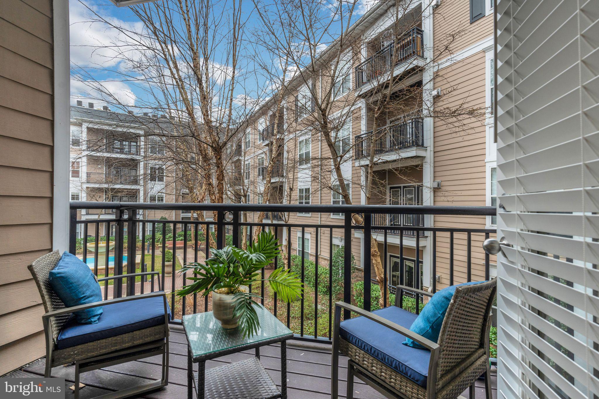 FITZ AT ROCKVILLE TOWN C - Residential