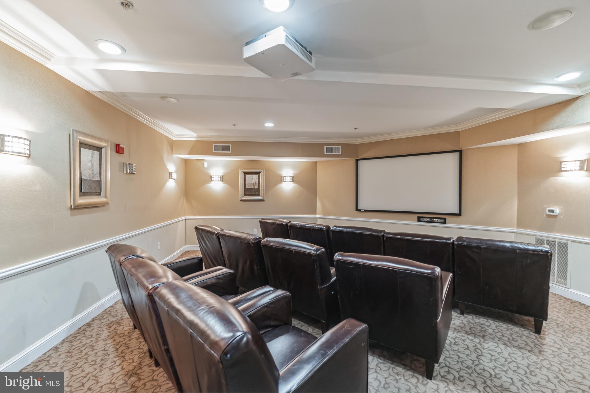 FITZ AT ROCKVILLE TOWN C - Residential