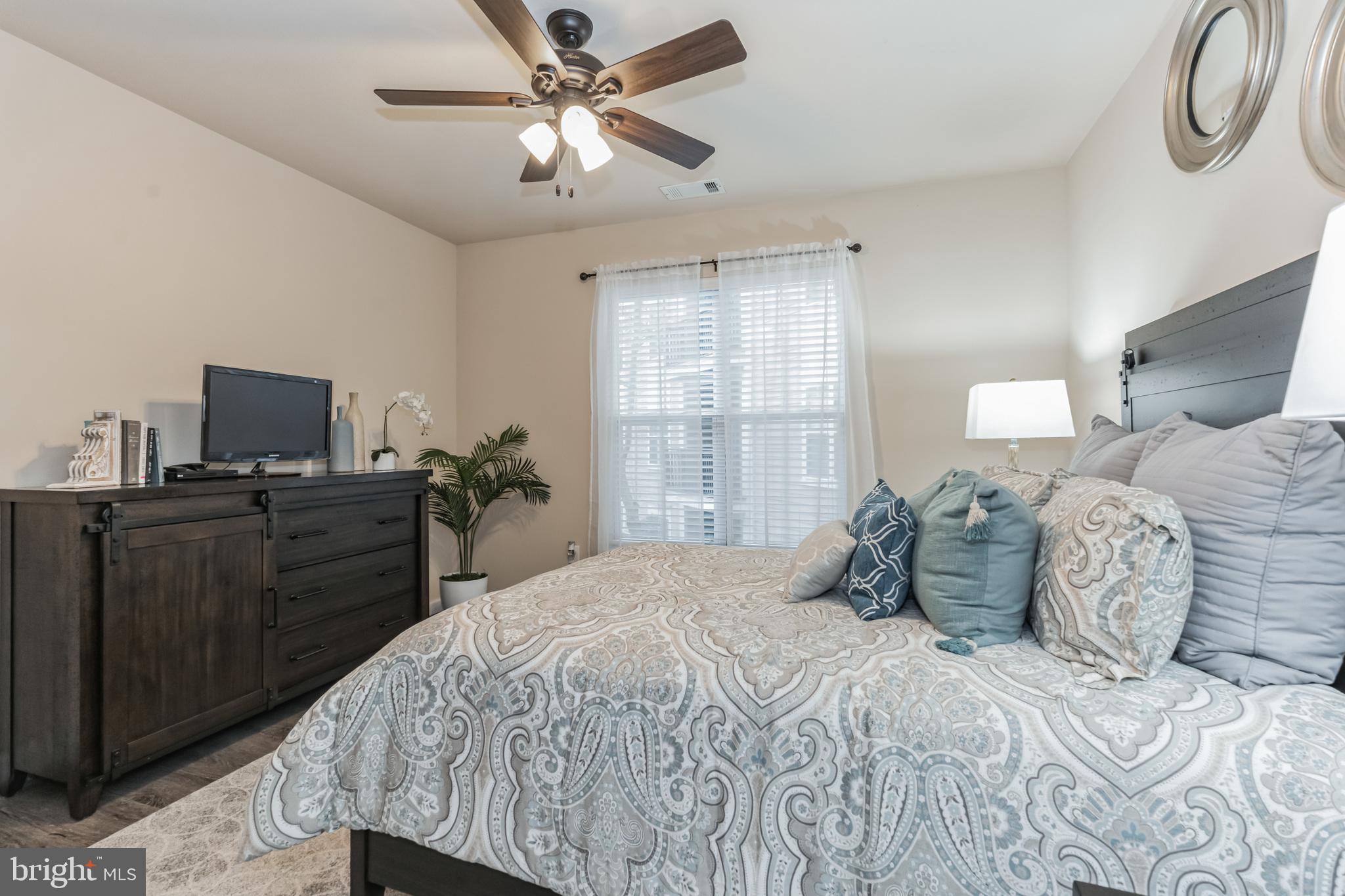 FITZ AT ROCKVILLE TOWN C - Residential