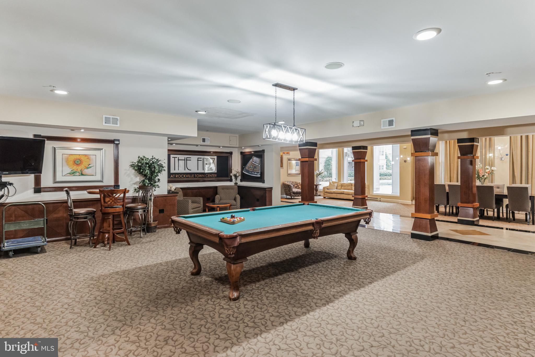 FITZ AT ROCKVILLE TOWN C - Residential