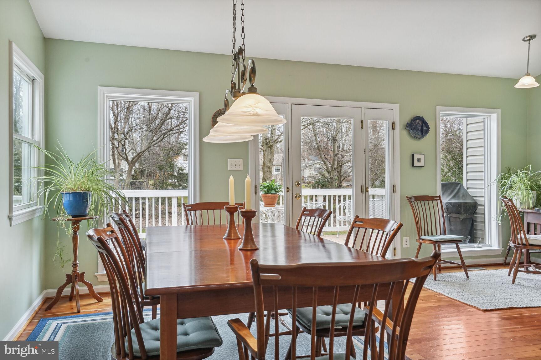 VIENNA WOODS - Residential