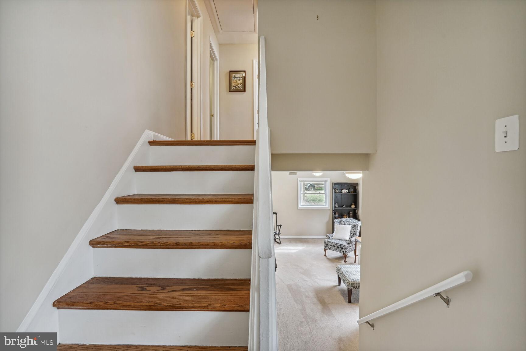 VIENNA WOODS - Residential