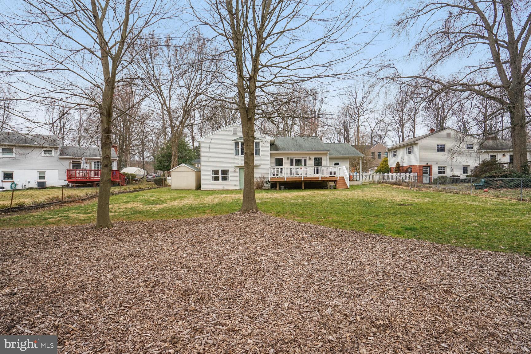 VIENNA WOODS - Residential