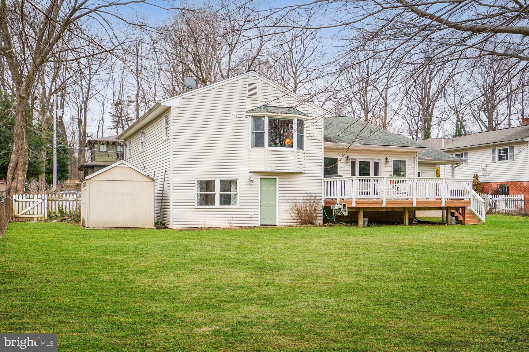 VIENNA WOODS - Residential