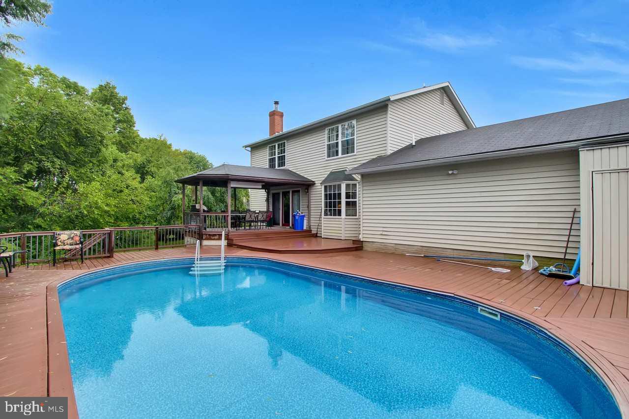 RAINTREE - Residential
