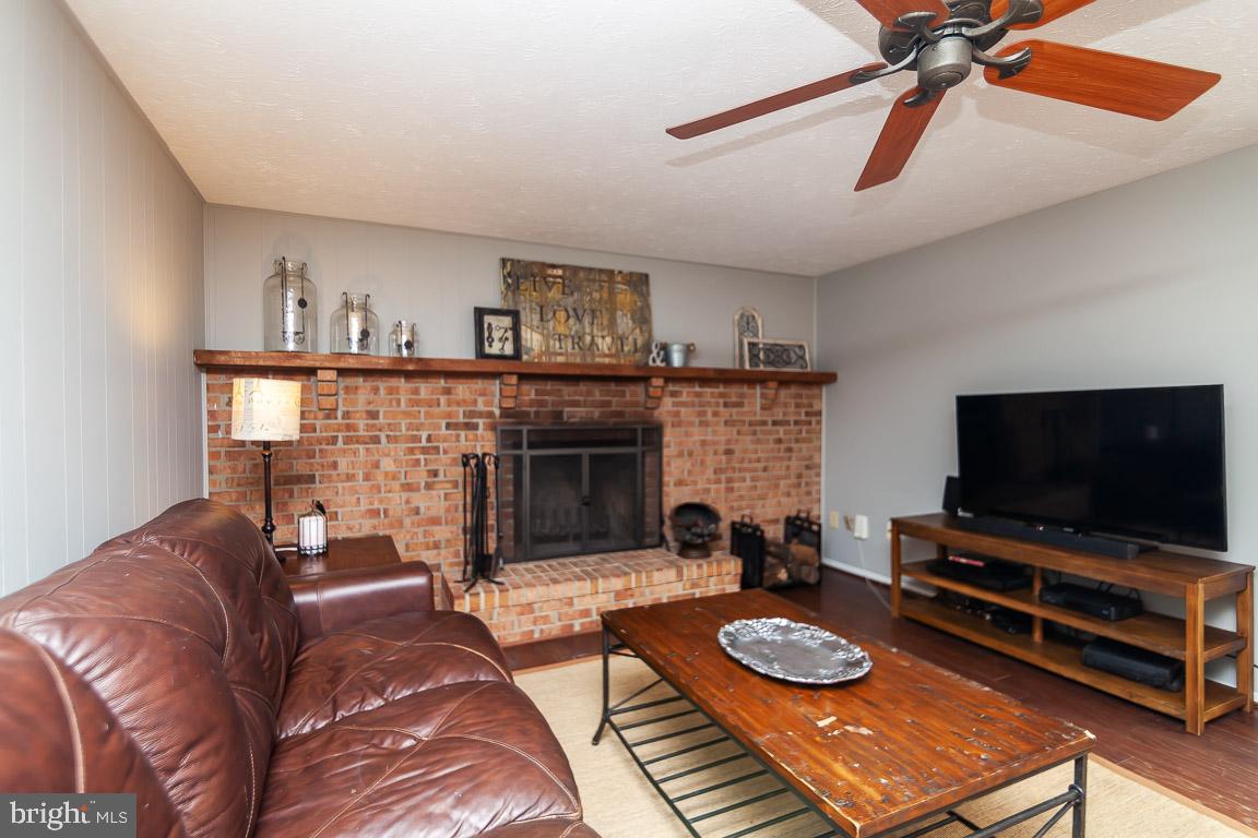 MIDDLE VALLEY - Residential