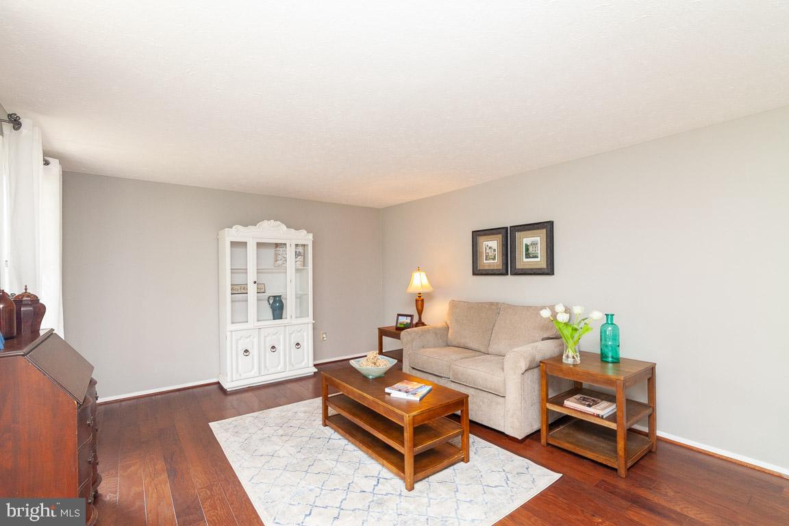 MIDDLE VALLEY - Residential