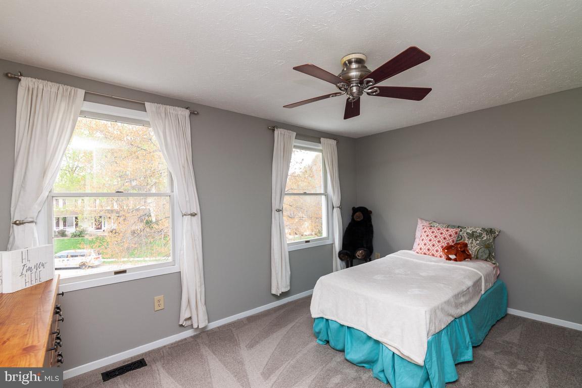 MIDDLE VALLEY - Residential