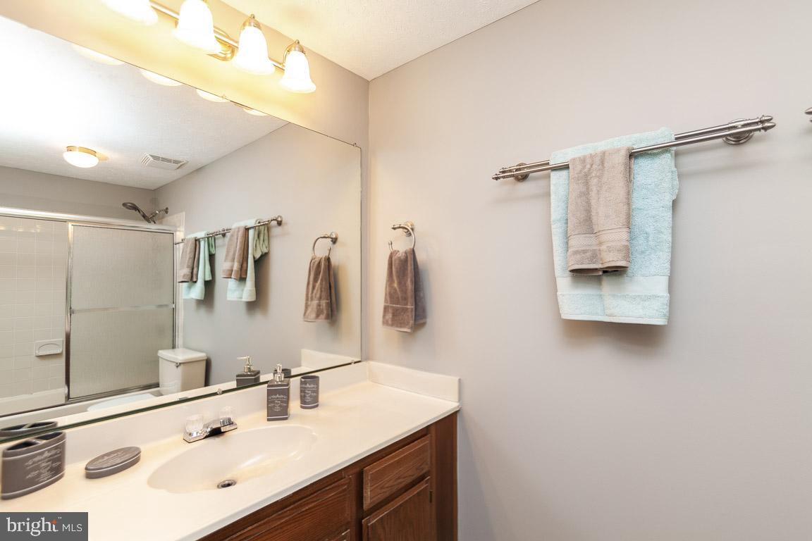 MIDDLE VALLEY - Residential