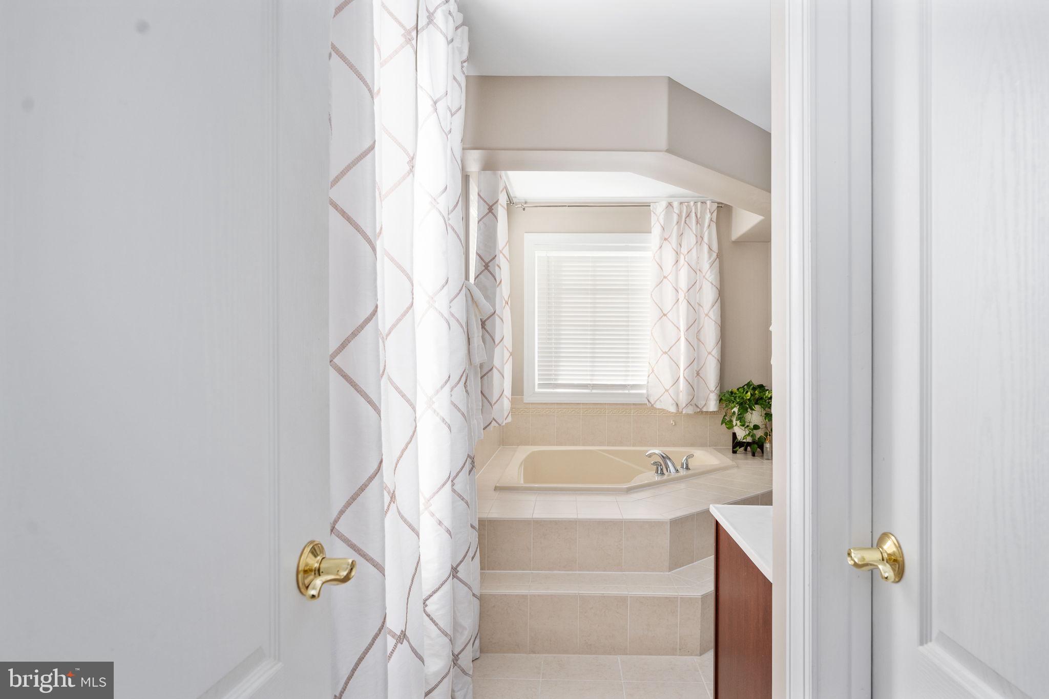 BERKSHIRE - Residential