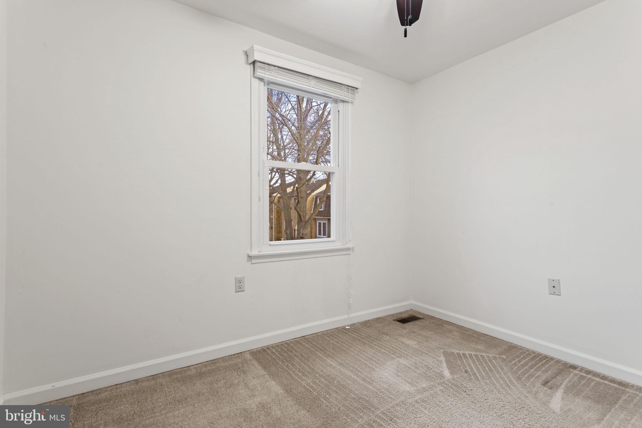 COLONY VILLAGE - Residential Lease